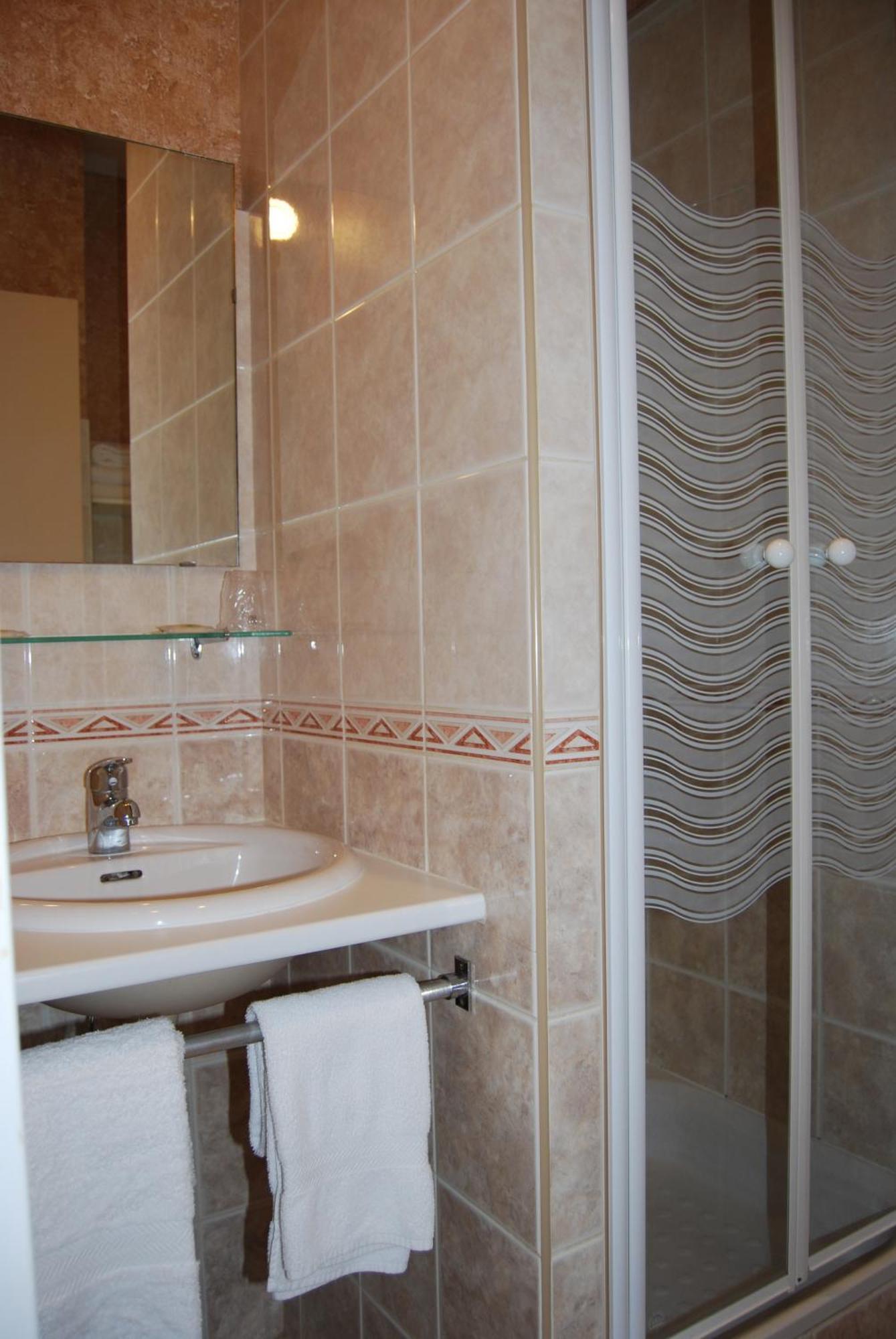 Le Bretagne - Hotel Douarnenez Luaran gambar